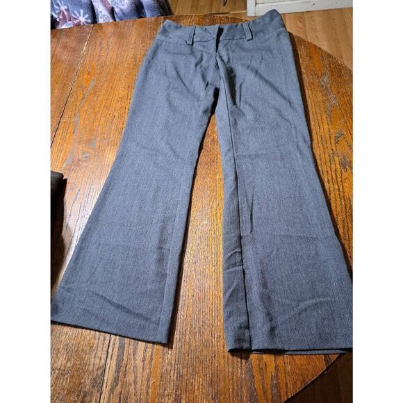 Size 1/2S Maurices I Am Smart Grey Flat Front Bootcut Flare Pants w Belt Loops - Picture 1 of 4